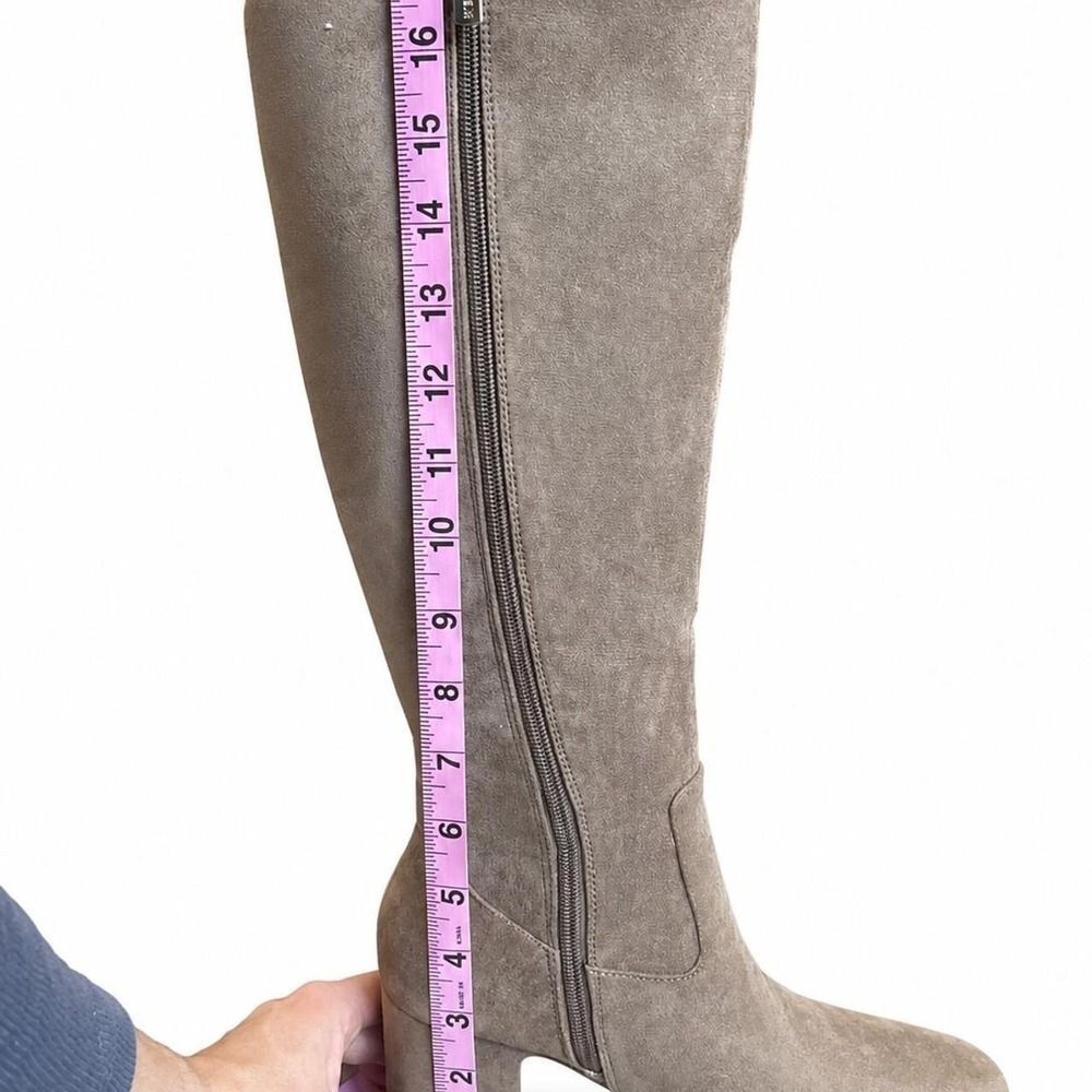 Anne Klein Toronto Taupe Faux Suede Knee High Boots Size 7 Square Toe NIB - Picture 7 of 8